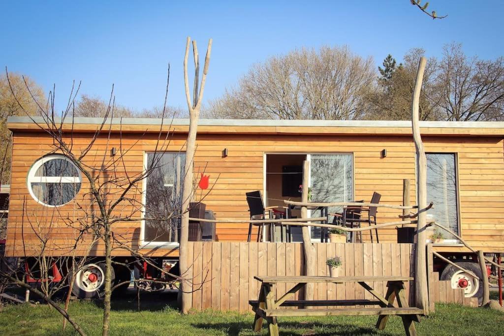 Tinyhouse Zirkuswagen- Kotten Kunterbunt 诺图尔恩 外观 照片